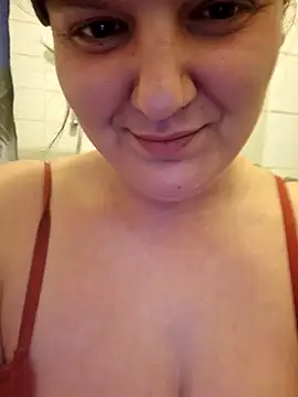 Snapshot of Cutegirlforyou chatting on 2, 2, 2025 Cutegirlforyou online show from 2, 2, 2025