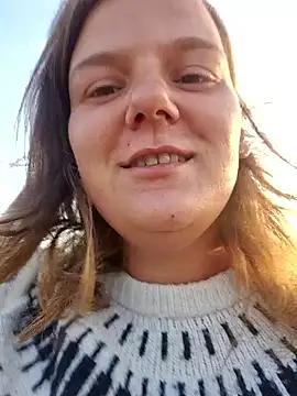 Snapshot of Cutegirlforyou chatting on 17, 9, 2025 Cutegirlforyou online show from 17, 9, 2025