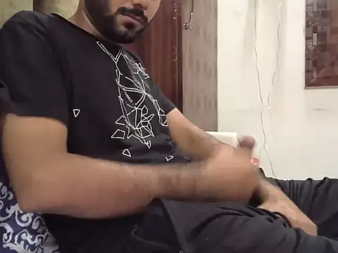 Snapshot of brownie_cake_cb chatting on 15, 10, 2025 brownie cake cb online show from 15, 10, 2025