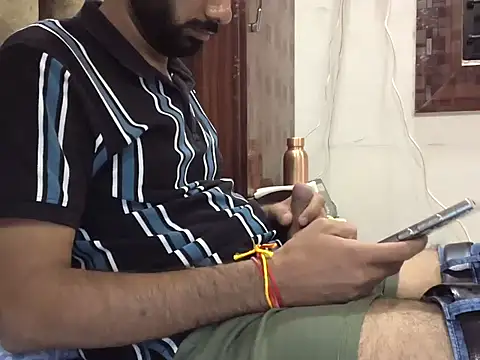 Snapshot of brownie_cake_cb chatting on 12, 11, 2025 brownie cake cb online show from 12, 11, 2025