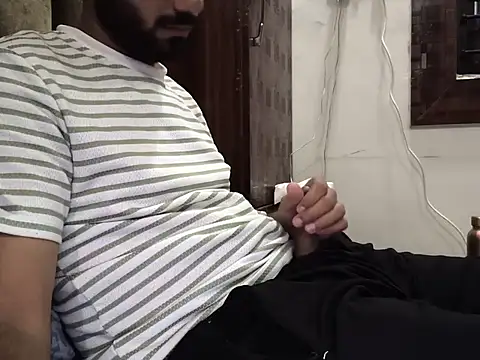 Snapshot of brownie_cake_cb chatting on 17, 11, 2025 brownie cake cb online show from 17, 11, 2025