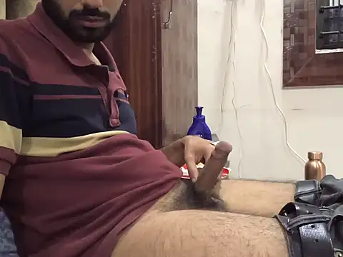 Snapshot of brownie_cake_cb chatting on 29, 11, 2025 brownie cake cb online show from 29, 11, 2025