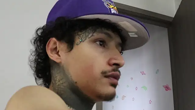 trieone online show from 22, 10, 2025