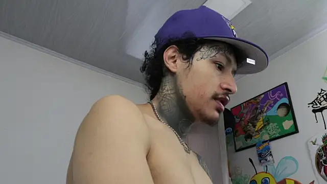 trieone online show from 27, 2, 2026