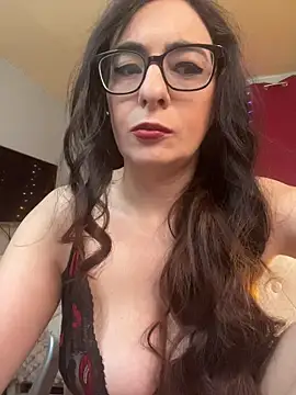 Curvy bigtitts online show from 4, 7, 2026