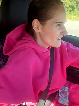 lolabunny9 online show from 15, 10, 2025