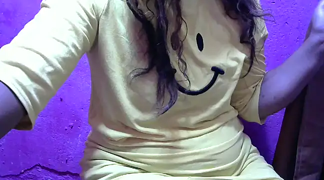 Snapshot of BicolorKissLove chatting on 28, 2, 2025 BicolorKissLove online show from 28, 2, 2025