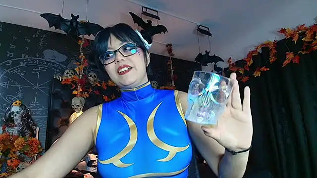 Snapshot of AlexHoe_ chatting on 24, 10, 2025 AlexHoe online show from 24, 10, 2025