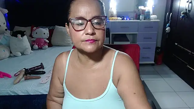 pervert mommy  online show from 1, 2, 2026