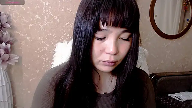 AyaMoon online show from 6, 1, 2025