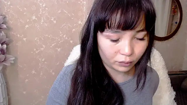 AyaMoon online show from 7, 1, 2025