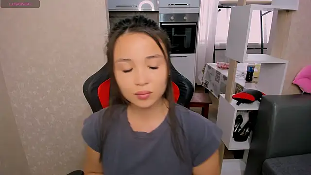 AyaMoon online show from 9, 9, 2025