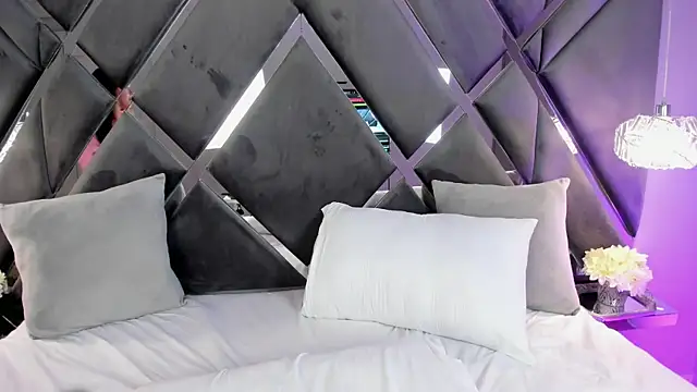 Snapshot of emperatriz_reyes chatting on 26, 1, 2025 emperatriz reyes online show from 26, 1, 2025