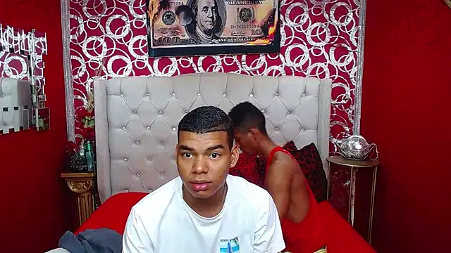 Snapshot of PEINBOYS chatting on 22, 2, 2025 PEINBOYS online show from 22, 2, 2025