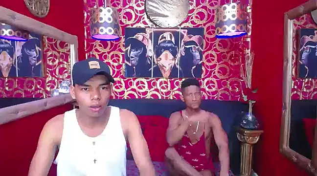 Snapshot of PEINBOYS chatting on 14, 3, 2025 PEINBOYS online show from 14, 3, 2025