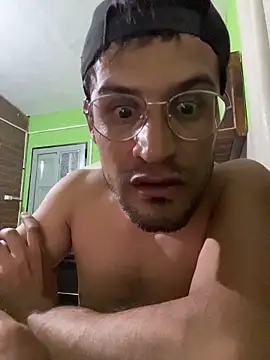 Snapshot of Yaoyepe chatting on 4, 12, 2025 Yaoyepe online show from 4, 12, 2025