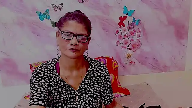 IndianAllure online show from 26, 11, 2025