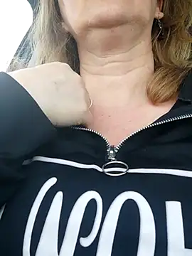 Elza01 online show from 2, 3, 2025