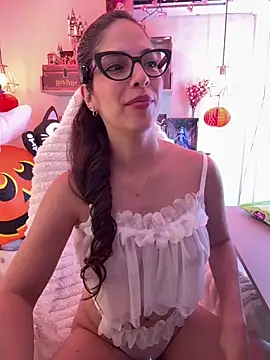 Zoe Bae online show from 22, 10, 2025