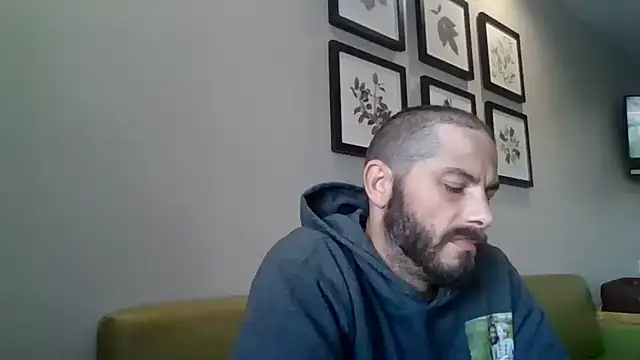 Sitonmyface2020xh online show from 17, 2, 2025