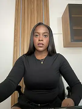 Snapshot of Emma_jonness chatting on 3, 8, 2026 Emma jonness online show from 3, 8, 2026