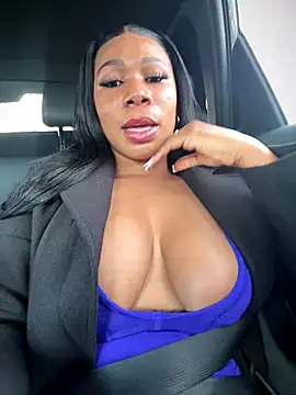 Snapshot of Belle___ chatting on 27, 9, 2025 Belle    online show from 27, 9, 2025