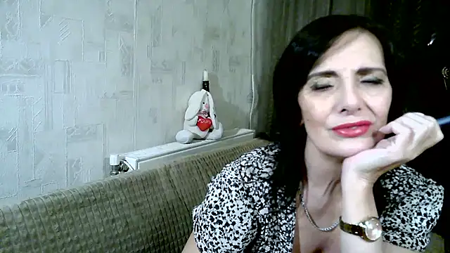 Snapshot of DreamMarianna chatting on 6, 3, 2026 DreamMarianna online show from 6, 3, 2026