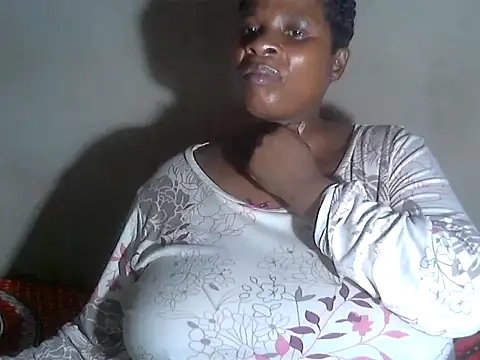 Snapshot of Choco-Coco10 chatting on 5, 12, 2025 Choco-Coco10 online show from 5, 12, 2025