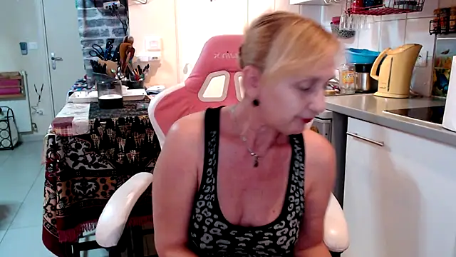 Snapshot of Ala-N-Dala chatting on 28, 3, 2026 Ala-N-Dala online show from 28, 3, 2026