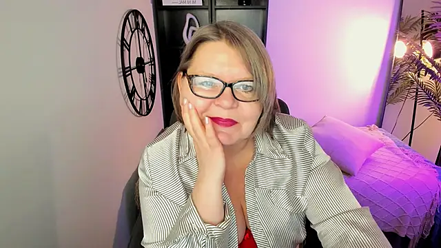 Shannonshine online show from 8, 4, 2026