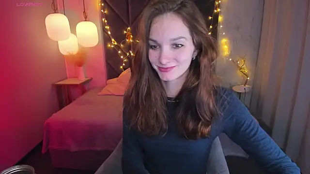 Snapshot of MirandaGlow chatting on 27, 12, 2024 MirandaGlow online show from 27, 12, 2024