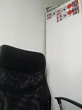 Snapshot of david_geam chatting on 9, 4, 2026 david geam online show from 9, 4, 2026