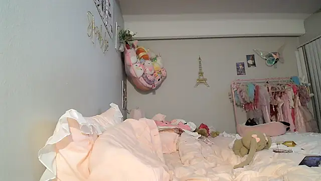 Snapshot of bunnypillow chatting on 13, 3, 2025 bunnypillow online show from 13, 3, 2025