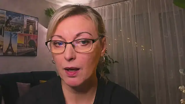 vanessa chat online show from 8, 1, 2025