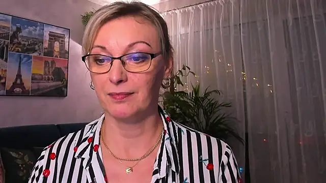 vanessa chat online show from 28, 1, 2025