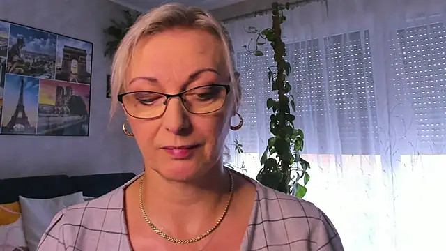 vanessa chat online show from 1, 10, 2025