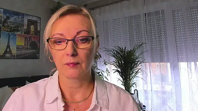 vanessa chat online show from 14, 10, 2025