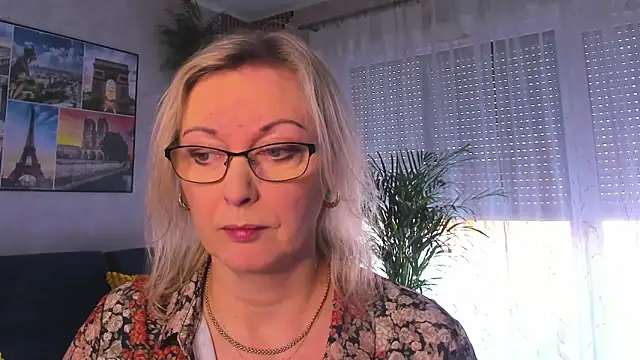 vanessa chat online show from 25, 2, 2026