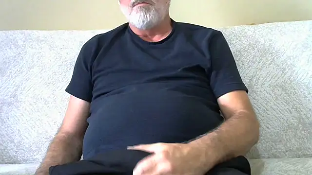 Snapshot of 35tibet35 chatting on 19, 10, 2025 35tibet35 online show from 19, 10, 2025