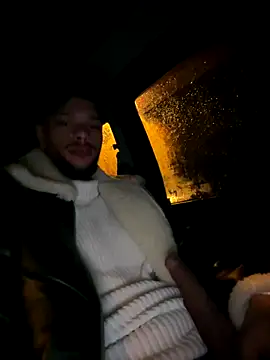 Snapshot of Lionayowe chatting on 30, 10, 2025 Lionayowe online show from 30, 10, 2025