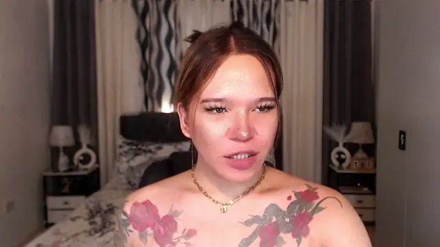 Snapshot of Evalyn_Shemale chatting on 7, 1, 2026 Evalyn Shemale online show from 7, 1, 2026