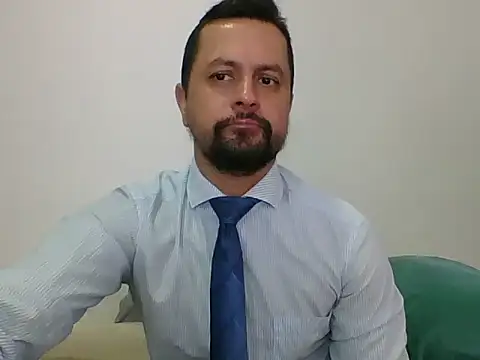 Snapshot of TRIISTAN_KING10 chatting on 8, 4, 2026 TRIISTAN KING10 online show from 8, 4, 2026