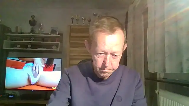 Snapshot of sissy501 chatting on 21, 9, 2025 sissy501 online show from 21, 9, 2025