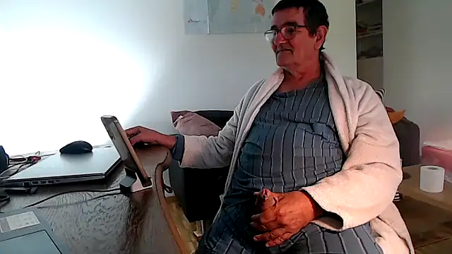 silvio-aus-luzern-CH online show from 14, 5, 2026