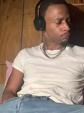 Snapshot of Tristris100 chatting on 7, 12, 2024 Tristris100 online show from 7, 12, 2024