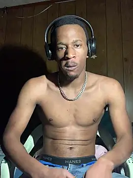 Snapshot of Tristris100 chatting on 13, 12, 2024 Tristris100 online show from 13, 12, 2024