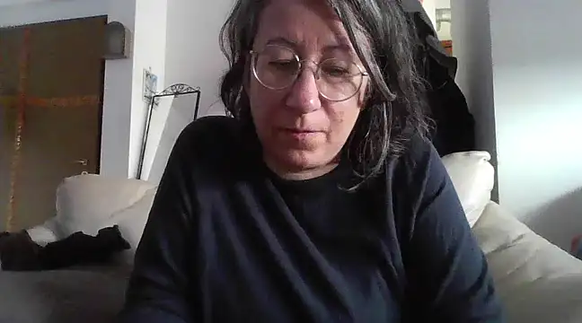 Snapshot of milkarock chatting on 18, 2, 2025 milkarock online show from 18, 2, 2025