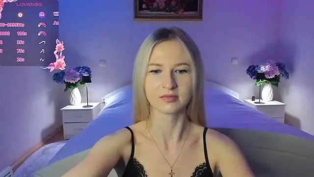 Snapshot of AnnaCarrera chatting on 9, 4, 2026 AnnaCarrera online show from 9, 4, 2026