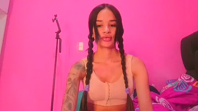 Snapshot of secretgreisy_ chatting on 10, 2, 2026 secretgreisy online show from 10, 2, 2026