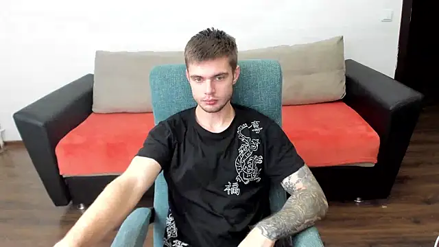 maks wolfis online show from 5, 12, 2024